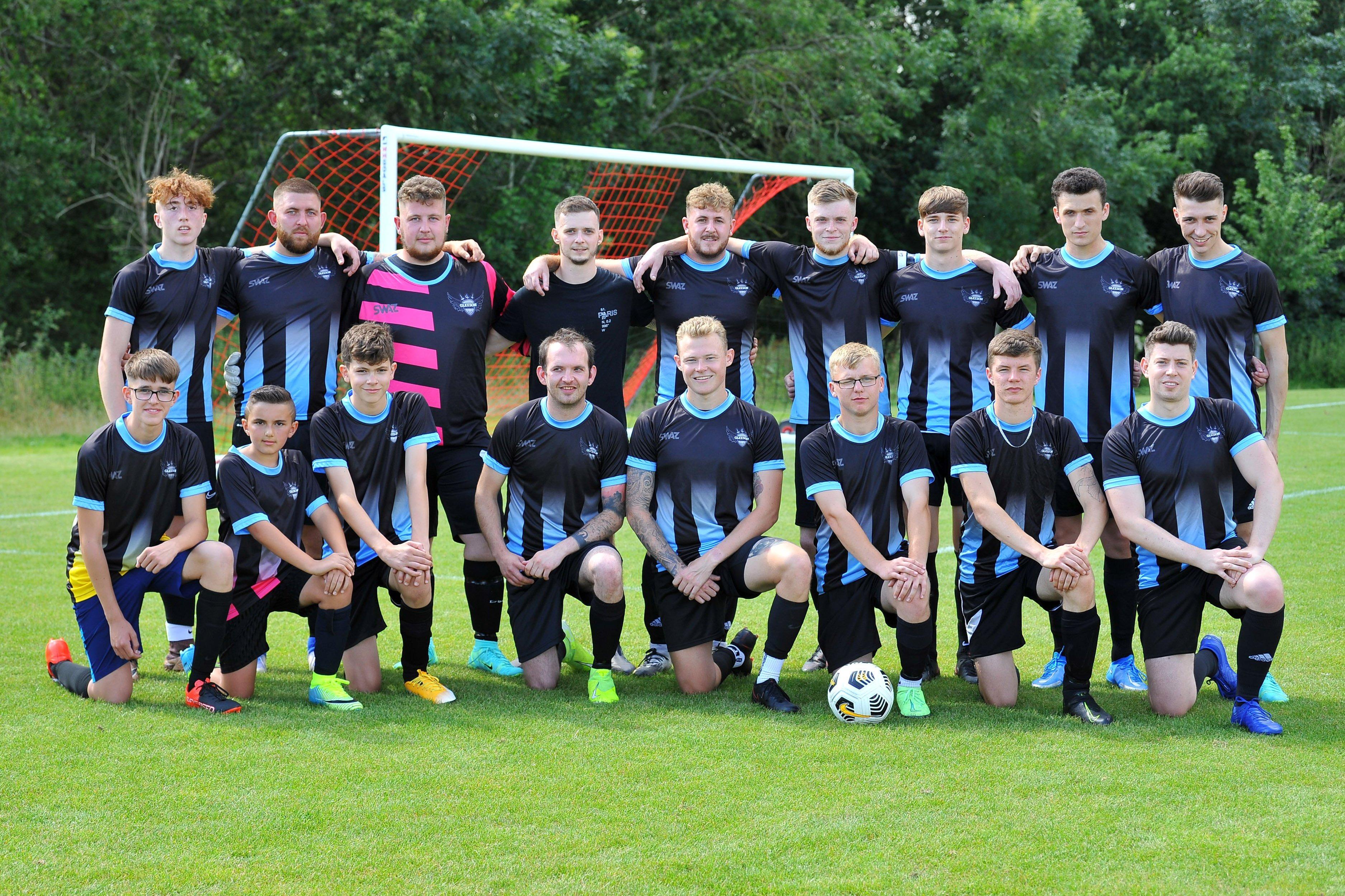 Ryan Gleeson memorial football match. Pic S Robards SR2108014 SUS-210208-120103001