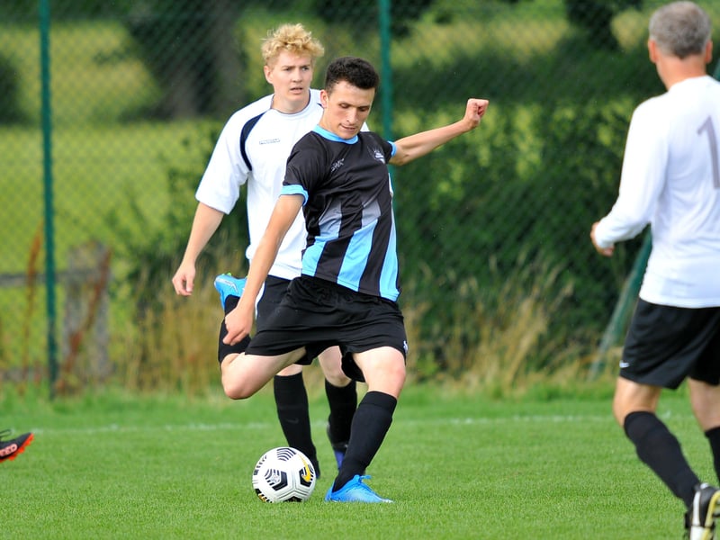 Ryan Gleeson memorial football match. Pic S Robards SR2108014 SUS-210208-120052001