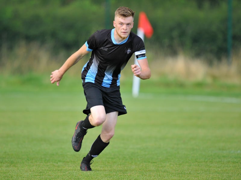 Ryan Gleeson memorial football match. Pic S Robards SR2108014 SUS-210208-115744001