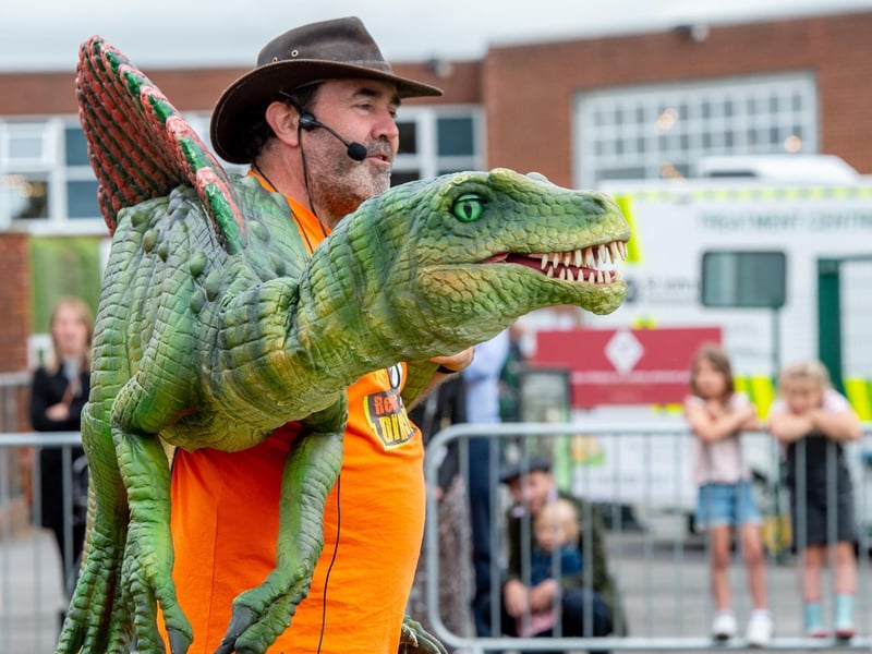 Roarsome fun at Rasen races. Photo by John Aron Photography