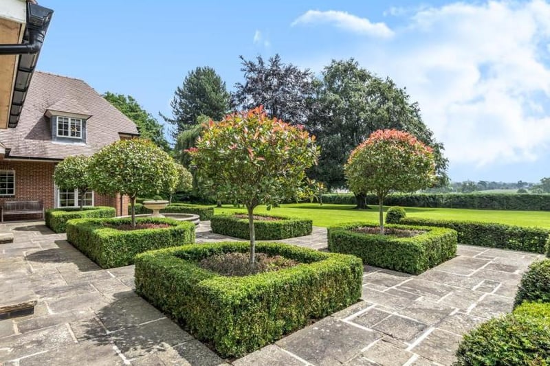 The garden atLewberry Close, which is on the market for 2,675,000. Photo by Howkins andHarrison
