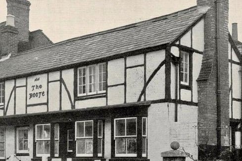 The Boote Inn was situated at 37 Castle Street in Berkhamsted. The building dates from 1605 and is grade-II listed. The pub was present by 1871 when Mary Margrave was the licensee. The former pub has been in residential use for many years.