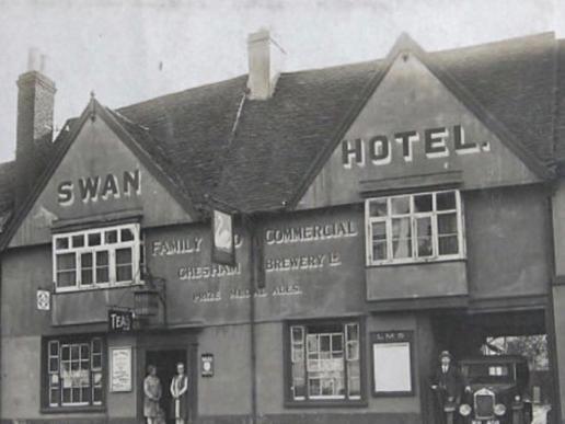 The Swan Inn was situated at 139 High Street, Berkhamsted. No 139 is described by the Town Council as a 16th century inn, one of three old coaching inns which stand side by side in the centre of the town. The Swan is now a meeting place and sheltered accommodation for young people.