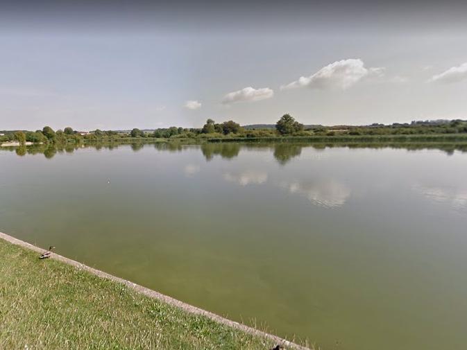Explore Tring's beautiful reservoirs, a haven for walkers and wildlife alike. Along the Grand Union Canal you can watch the boats navigate the locks and learn about ongoing efforts to bring an abandoned canal arm back to life