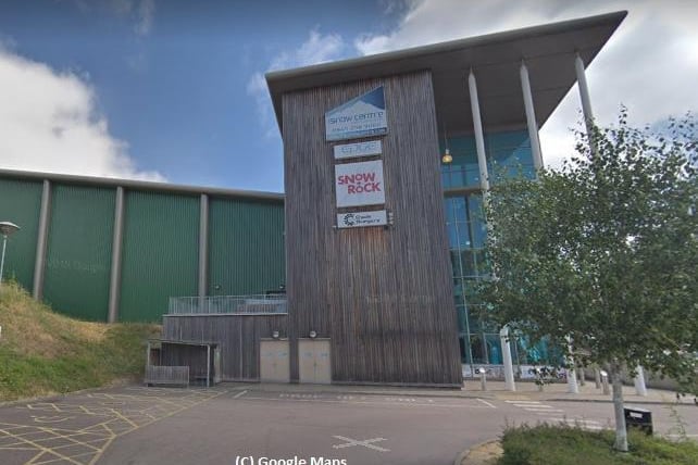 You can enjoy indoor skiing and snowboarding at the indoor snow centre in Hemel Hempstead