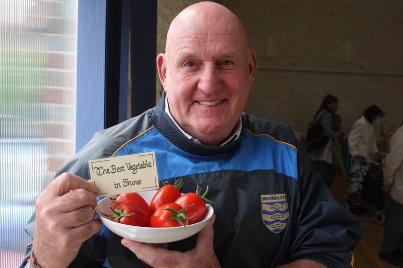 Laurence Pilfold was judged to have the best exhibit of vegetables. Picture: Derek Martin DM21081232a