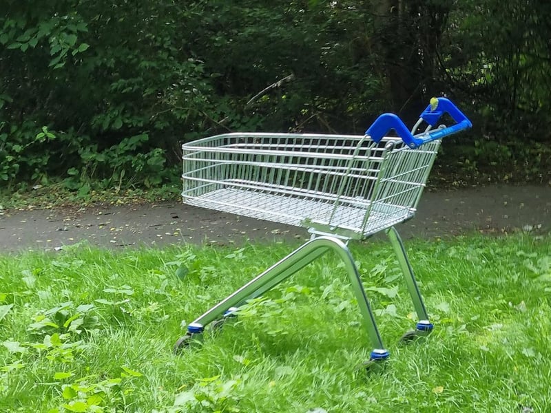 Which way is the supermarket?