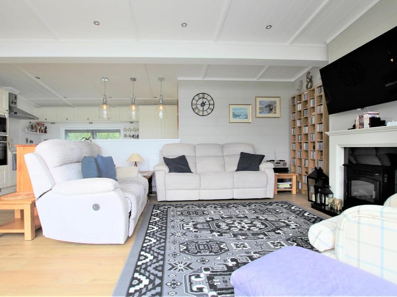 The lodge at Langtoft Lakes