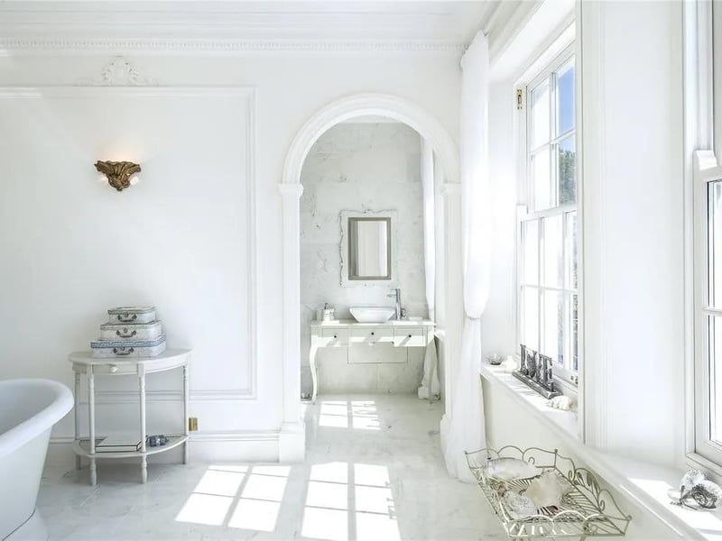 One of the ensuite bathrooms