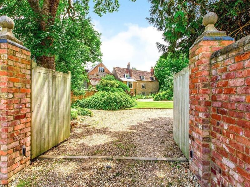 A Northamptonshire five-bedroom home home complete with more than an acre of land, a mooring and a fishing rights is on the market.
(Listed by Sharman Quinney and marketed by Rightmove).