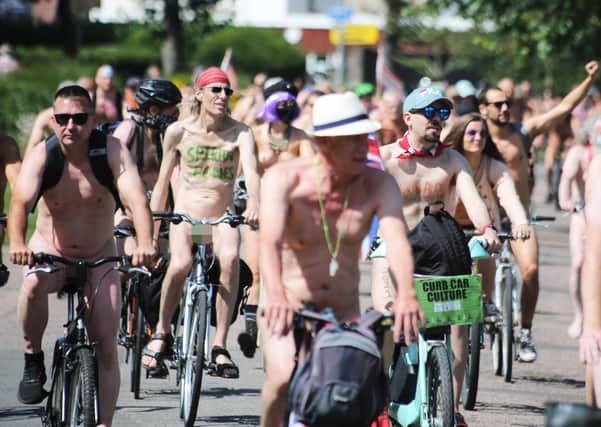 Brighton Naked Bike Ride 2021. Photo by Eddie Mitchell. SUS-210815-154115001