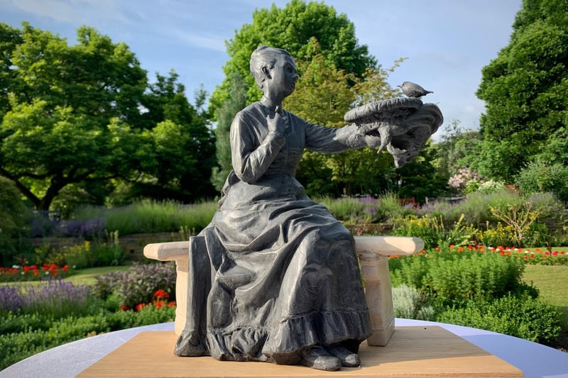 Billie, who lives in Great Waltham, Essex, says, To me, the feathers, the hats and the birds were the most important part of the story. The statue needs to shock, to show what was happening. But I wanted the hat to also tell a different story. By turning it upside down, Emily is giving it back to the birds.