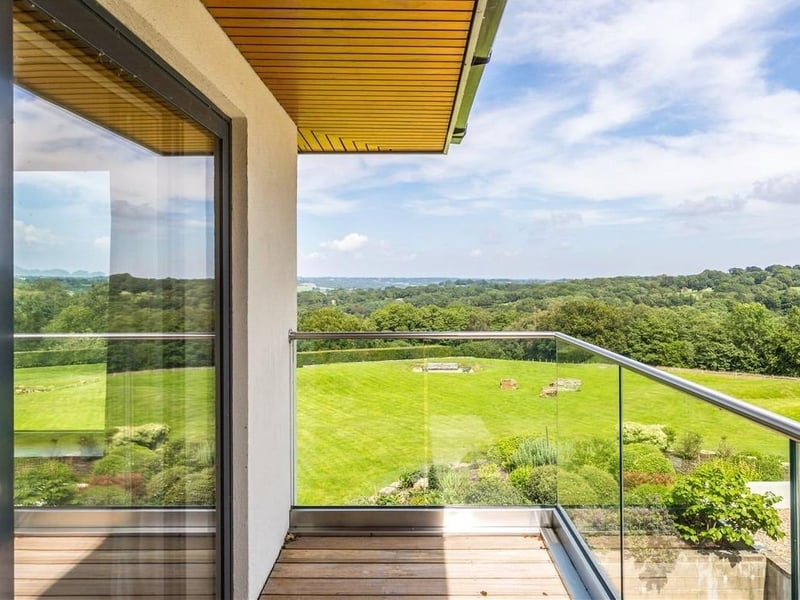 Woozels Hall, Heathfield, via Zoopla