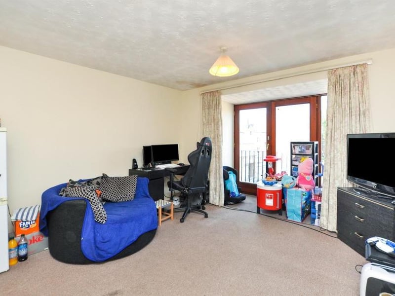 The property comprises an entrance porch, bathroom, bedroom and a kitchen/lounge area with fitted electric hob and oven.
Outside, there is an allocated parking space.
All this could be yours for 105,000.
Listed by: William H Brown