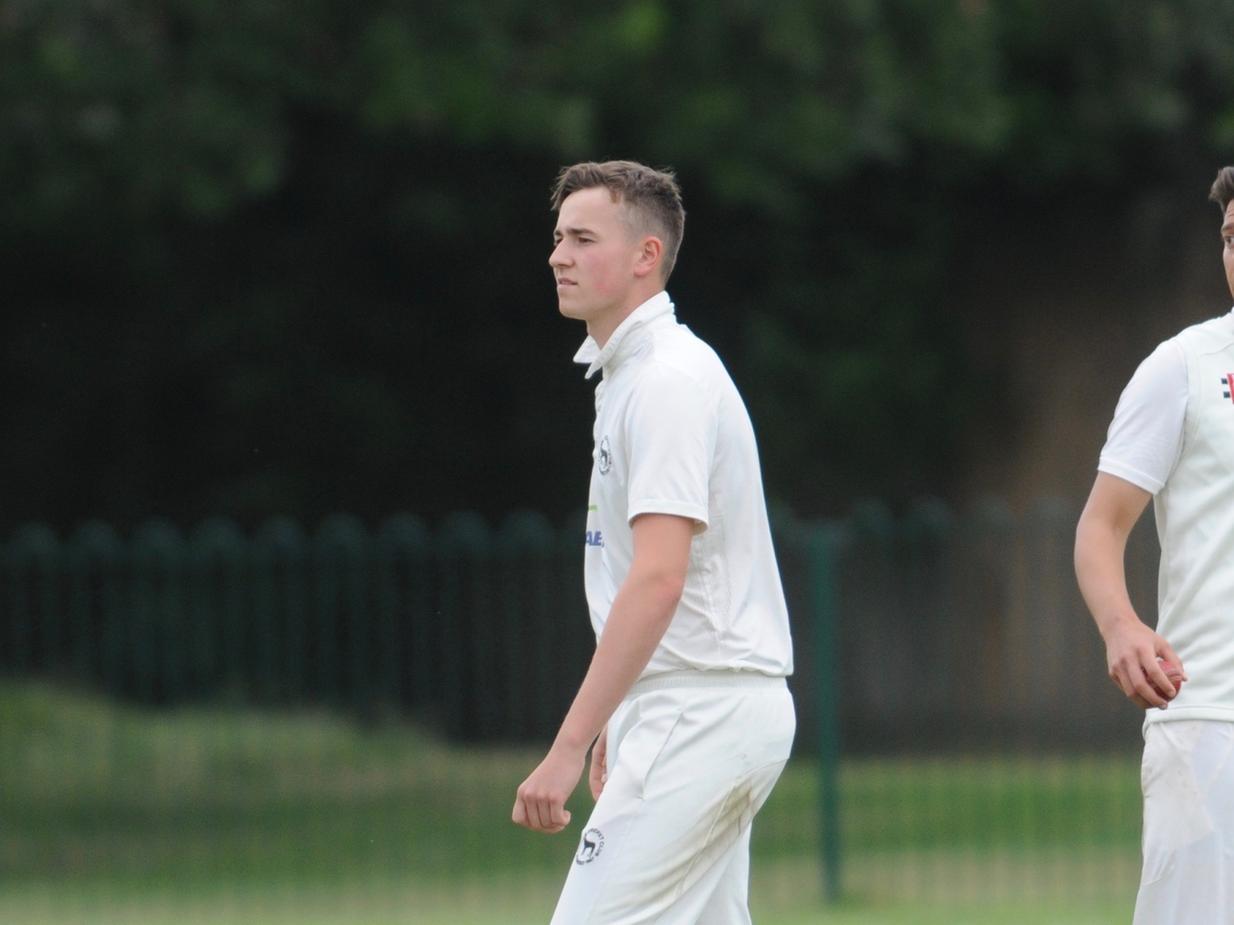 Action from Findon's one-wicket win at Worthing / Pictures: Stephen Goodger