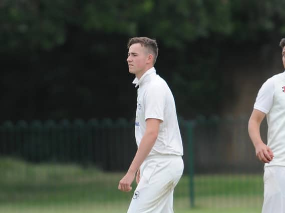 Action from Findon's one-wicket win at Worthing / Pictures: Stephen Goodger