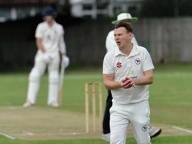 Action from Findon's one-wicket win at Worthing / Pictures: Stephen Goodger