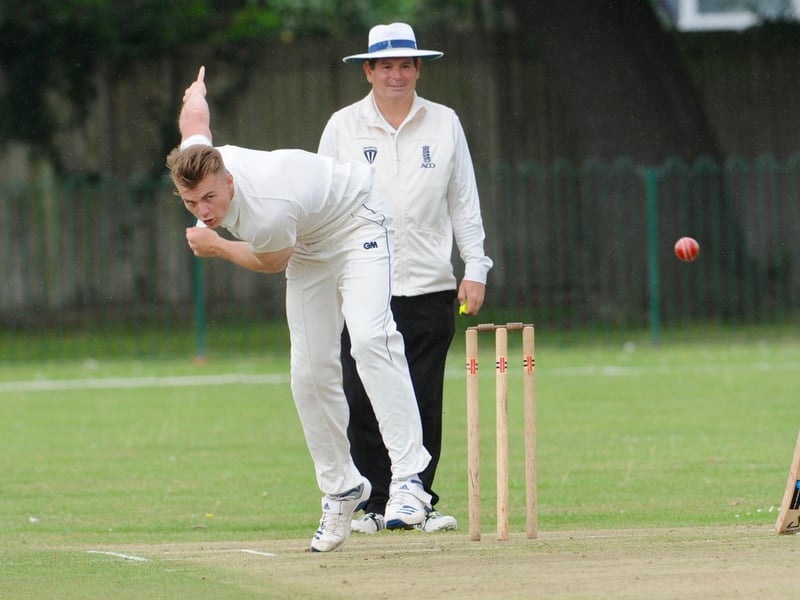 Action from Findon's one-wicket win at Worthing / Pictures: Stephen Goodger