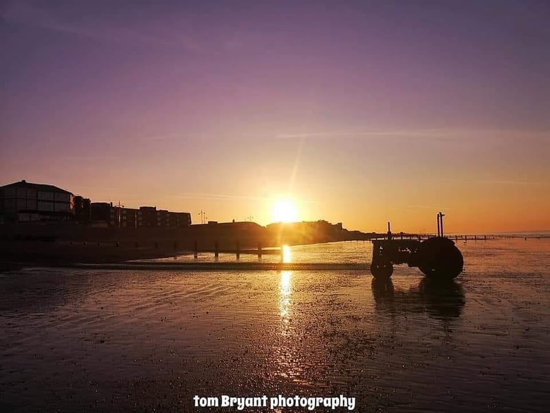 Tom Bryant posted this image to our Bognor Regis Observer FB page with the message: 'Bognor Regis last year sunrise'