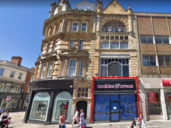 The Drapery unit is on the market to rent for £3,333 pcm.