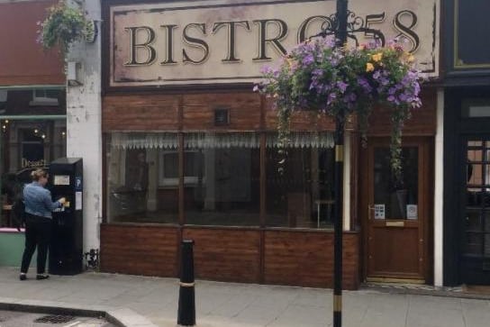 The former eatery in St Giles' Street is on the market to rent for £1,292 pcm
