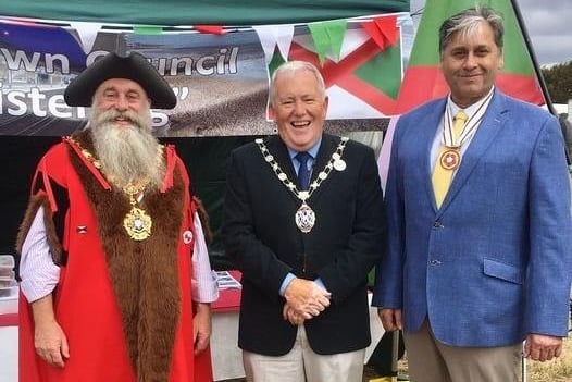Paul Plim the Bexhill Mayor, with Brian Drayson the chairman of RDC, and Simon Corello at The Bexhill-On-Sea Festival SUS-210825-122459001