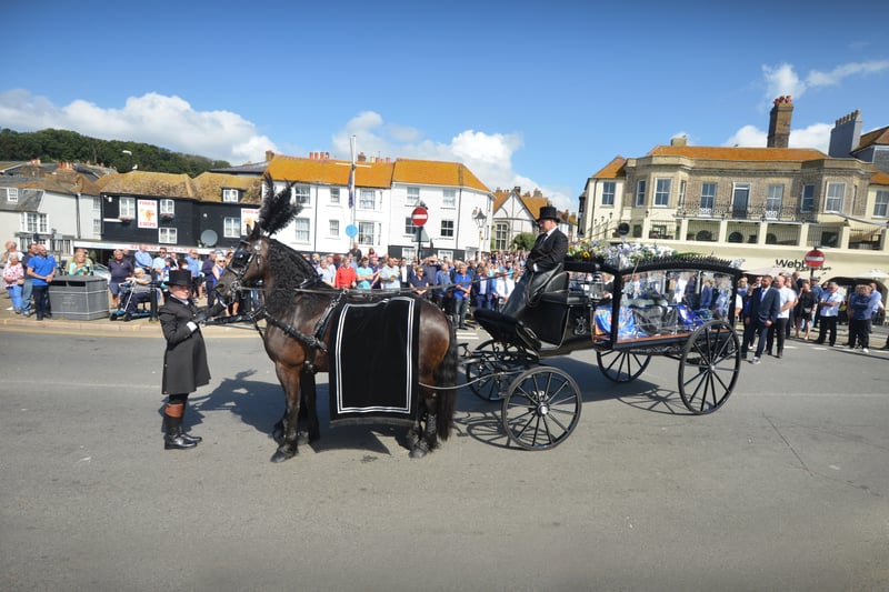 The funeral of Gary Cornelius in Hastings Old Town, 27/8/21 SUS-210827-134527001