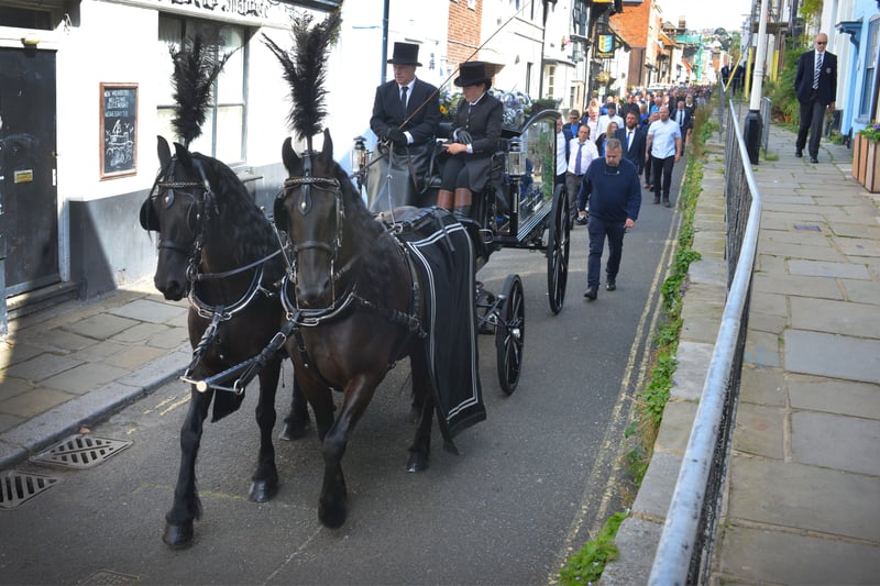 The funeral of Gary Cornelius in Hastings Old Town, 27/8/21 SUS-210827-134251001