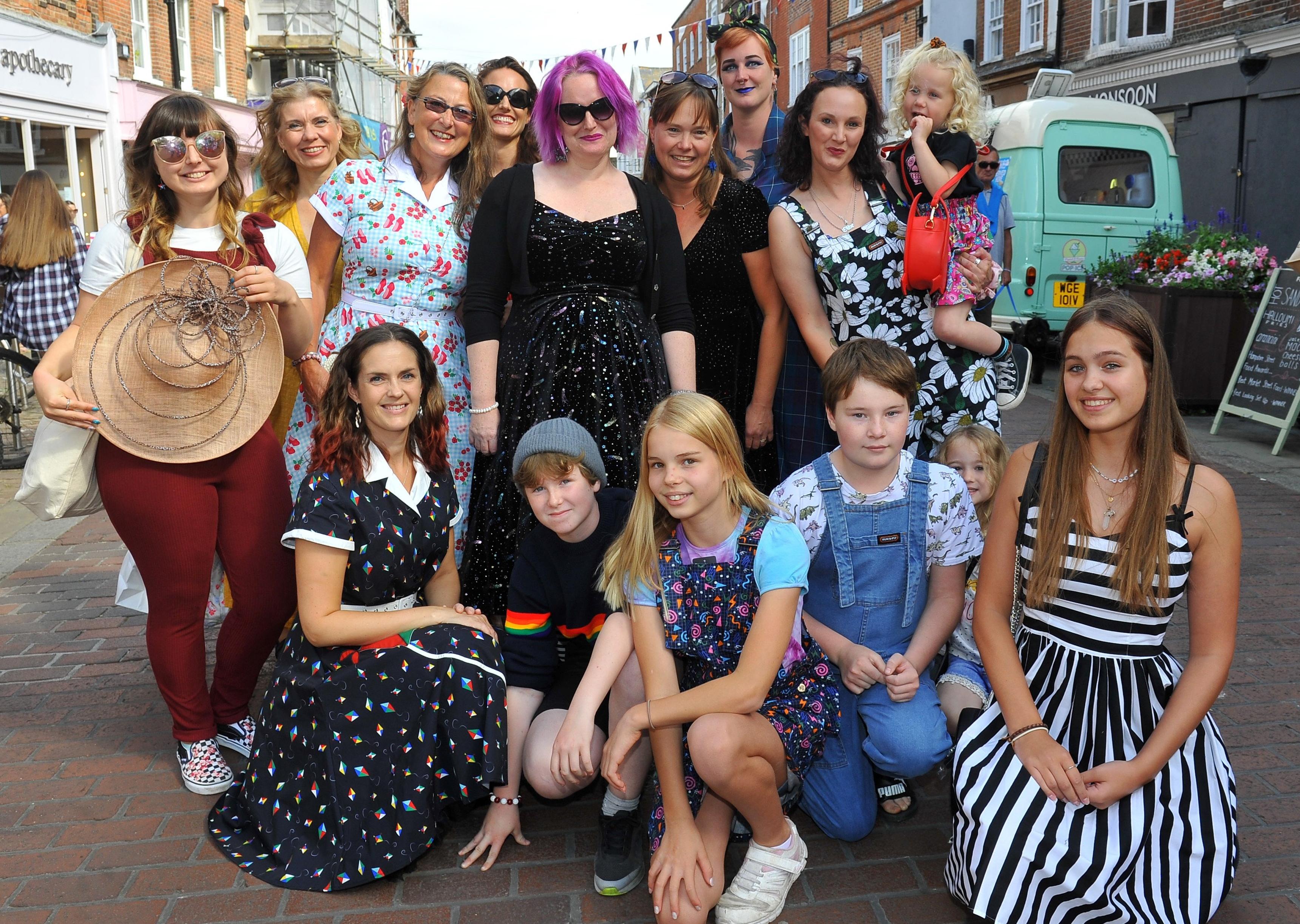 Chichester Summer Street Party. Pic S Robards SR2108268 SUS-210826-175348001