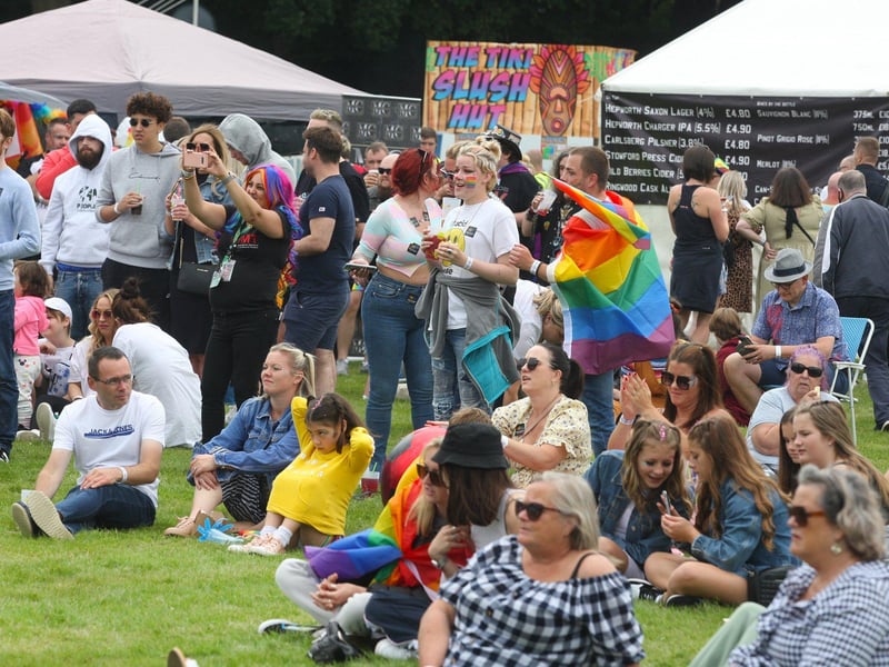DM21082357a.jpg. Crawley Pride. Photo by Derek Martin Photography. SUS-210828-195503008