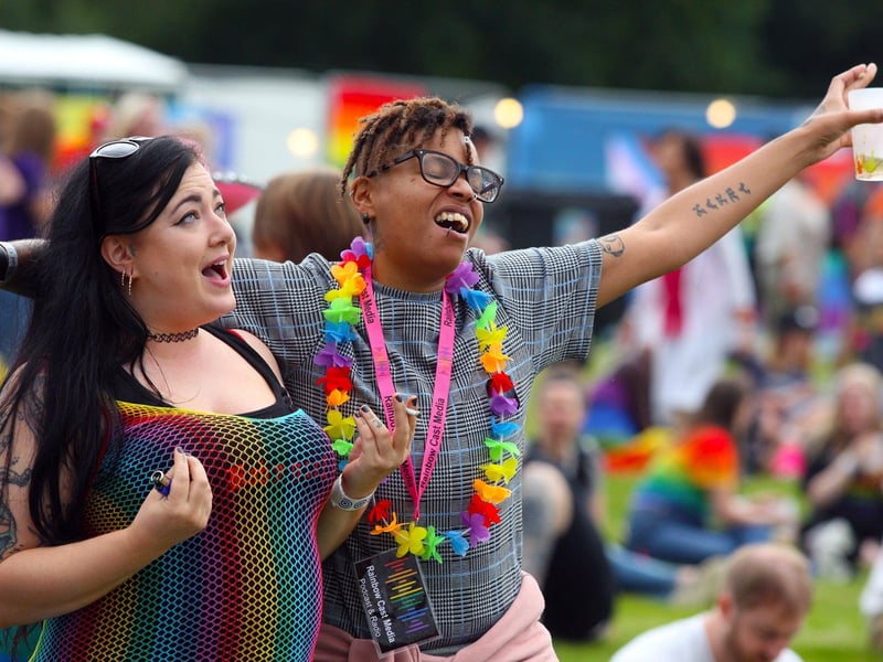 DM21082398a.jpg. Crawley Pride. Photo by Derek Martin Photography. SUS-210828-195626008
