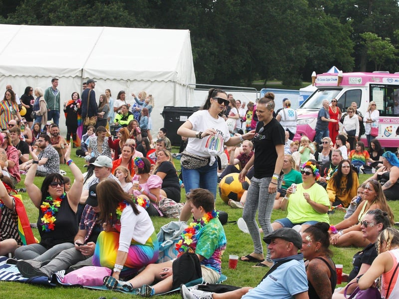 DM21082345a.jpg. Crawley Pride. Photo by Derek Martin Photography. SUS-210828-195443008