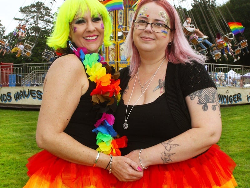 DM21082453a.jpg. Crawley Pride. Becki, left and Jackie. Photo by Derek Martin Photography. SUS-210828-194739008