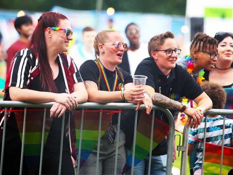 DM21082468a.jpg. Crawley Pride. Photo by Derek Martin Photography. SUS-210828-194759008