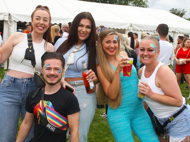 DM21082491a.jpg. Crawley Pride. Photo by Derek Martin Photography. SUS-210828-194809008