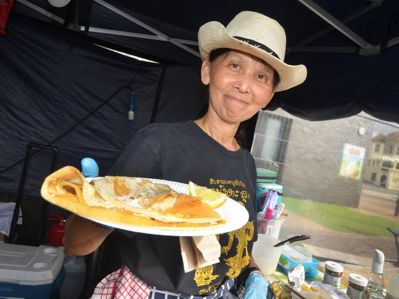 Street Food Festival in Hastings Old Town. SUS-210828-133146001