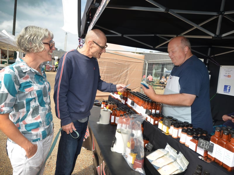 Street Food Festival in Hastings Old Town. SUS-210828-133159001