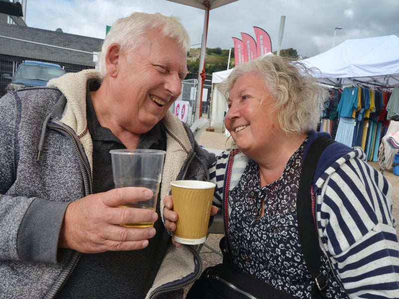 Street Food Festival in Hastings Old Town. SUS-210828-133002001