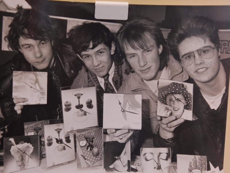 Do you recognise anyone in this picture?