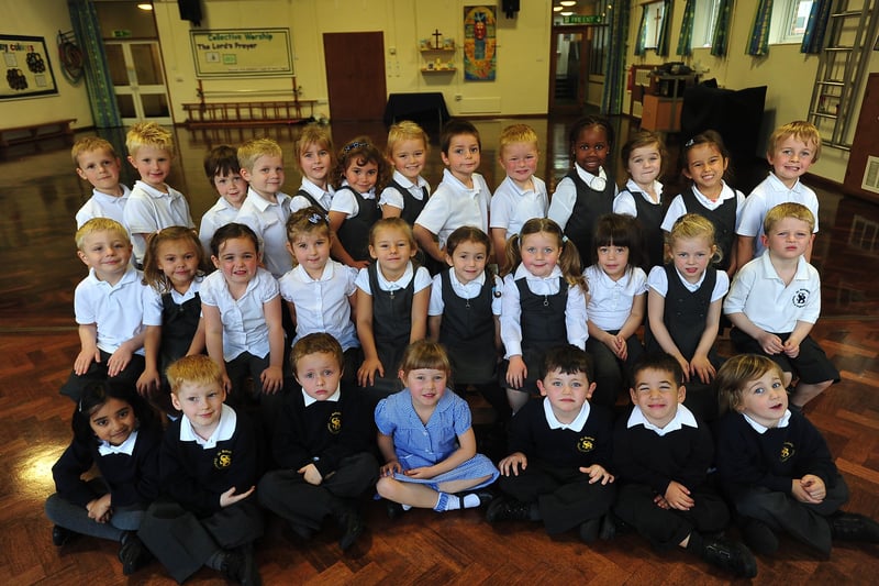 rec12  St Botolph's C of E primary school . Miss Cater's reception class ENGEMN00120120811120933