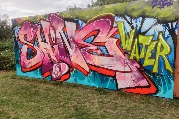 Shinewater Fun Day. Graffiti painting at Shinewater Park. SUS-210309-092429001