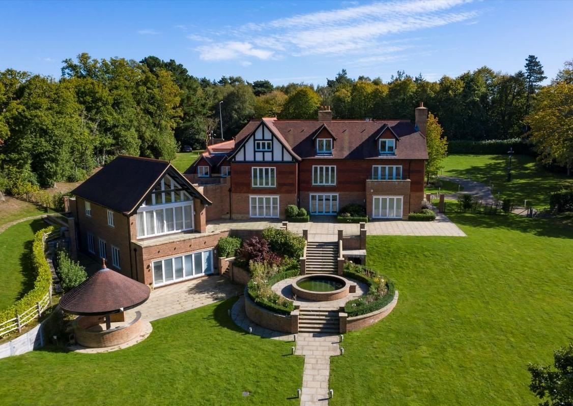 Moor Court, Crowborough, via Zoopla