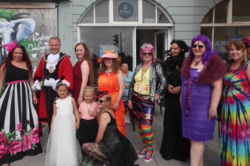 Frock Up Friday in Hastings. Photo by Roberts Photographic SUS-210509-092950001