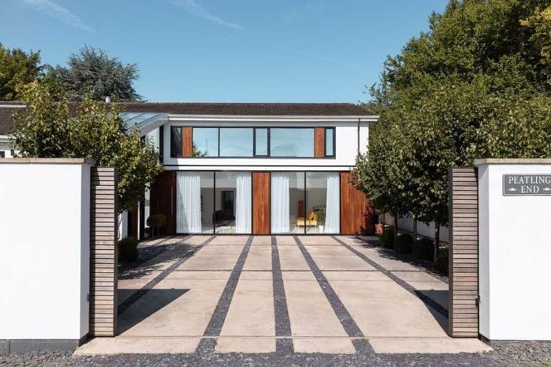 Peatling End has always been ahead of its time but it has been substantially remodelled in recent years with a bold contemporary look with an open plan layout.