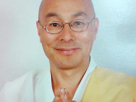 In April 2012 there was a tragedy at the Peace Pagoda. Much respected monk the Reverend Seiji Handa was killed when he was run over by his lawnmower while mowing the lawns around the temple.
An inquest heard he fell beneath the blades of the tractor mower and died instantly.