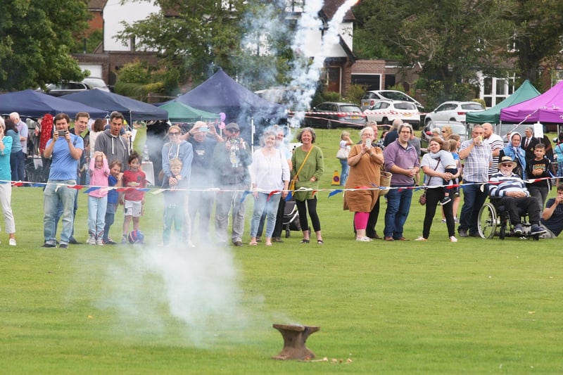 DM21090738a.jpg. The Late Summer Lindfield Village Day. Photo by Derek Martin Photography. SUS-211209-124731008
