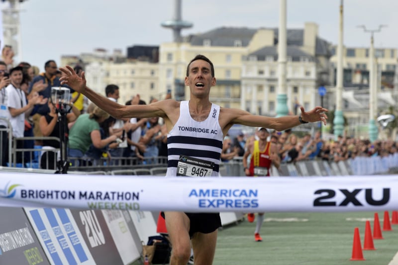 Brighton Marathon 2021 Winner Neil McLements (Pic by Jon Rigby) SUS-211209-155301001