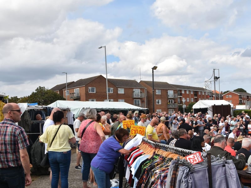 The were stalls outside the Suncastle.