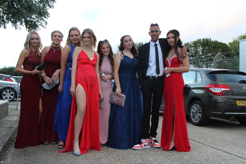 Ratton Prom 2021, Kings Church, Eastbourne. SUS-210914-131931001