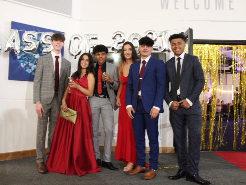 Ratton Prom 2021, Kings Church, Eastbourne. SUS-210914-131955001